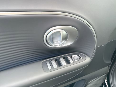 New 2026 Hyundai Ioniq 9 SEL image 15