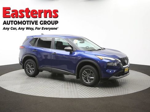 Used 2023 Nissan Rogue S AWD/4WD image 48