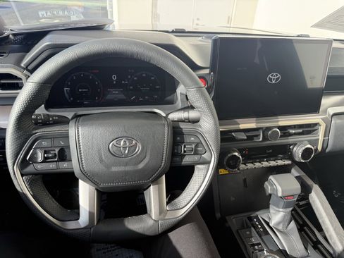 Used 2024 Toyota Tacoma TRD Off-Road w/ TRD Off Road Premium Package image 15