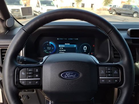 Used 2025 Ford F150 Lightning Platinum image 21