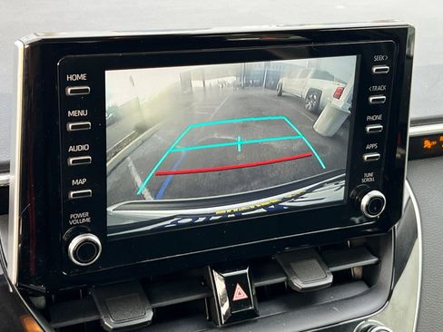 Used 2020 Toyota Corolla LE image 20