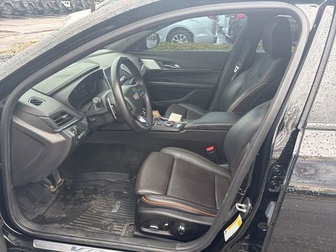 Used 2022 Cadillac CT4 V w/ Navigation Package image 11