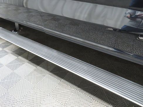 Used 2025 Ford F450 Platinum image 57