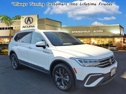 Used 2022 Volkswagen Tiguan SE w/ Panoramic Sunroof Package