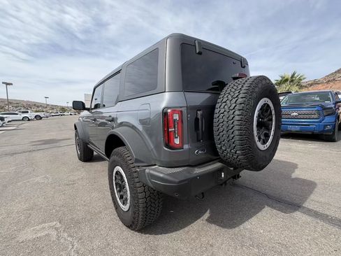 Used 2025 Ford Bronco Badlands image 3