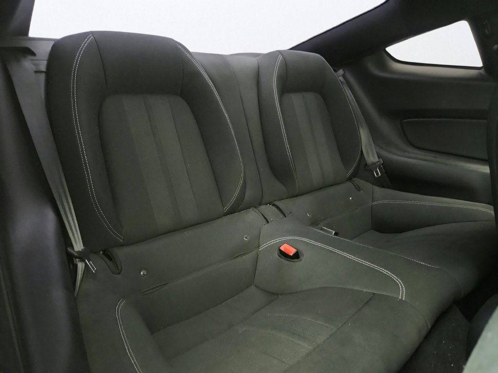 Used 2020 Ford Mustang Coupe RWD image 24