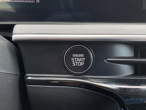 New 2025 Kia K5 LXS image 27