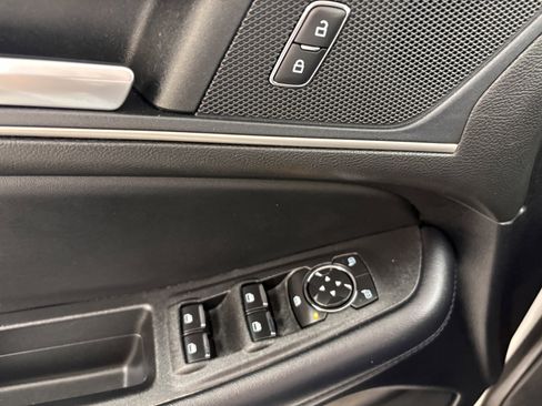 Used 2022 Ford Edge SEL AWD/4WD image 26