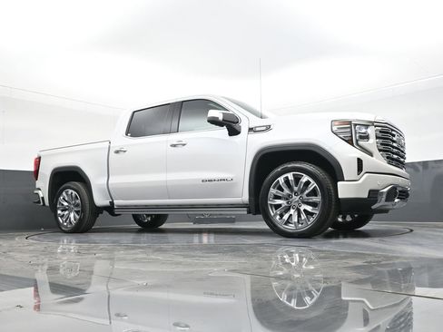 Used 2024 GMC Sierra 1500 Denali w/ Denali Reserve Package AWD/4WD image 47