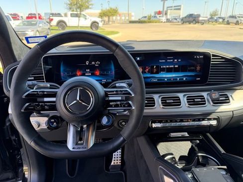 Used 2024 Mercedes-Benz GLS 63 AMG 4MATIC image 15