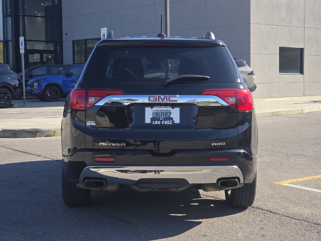 Used 2017 GMC Acadia Denali AWD/4WD image 24