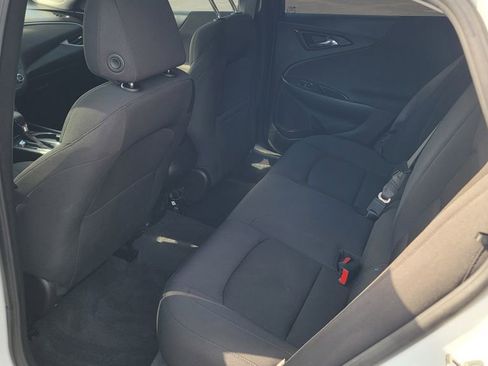 Used 2023 Chevrolet Malibu RS FWD image 25