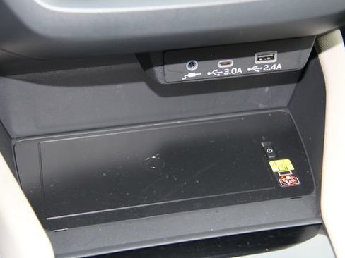 Certified 2025 Subaru Forester Limited AWD/4WD image 30