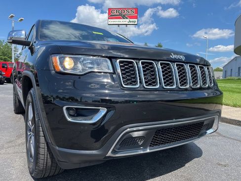 Used 2021 Jeep Grand Cherokee Limited AWD/4WD image 47