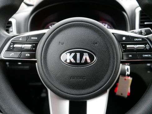 Certified 2020 Kia Sportage LX image 25