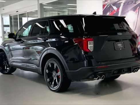 Used 2022 Ford Explorer ST w/ Equipment Group 401A AWD/4WD image 4
