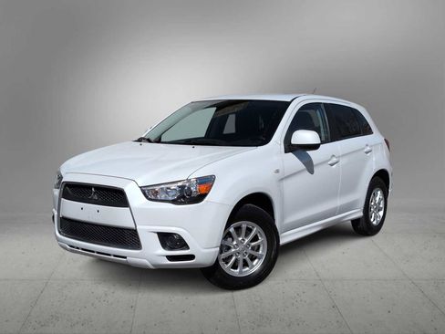 Used 2012 Mitsubishi Outlander Sport ES image 1