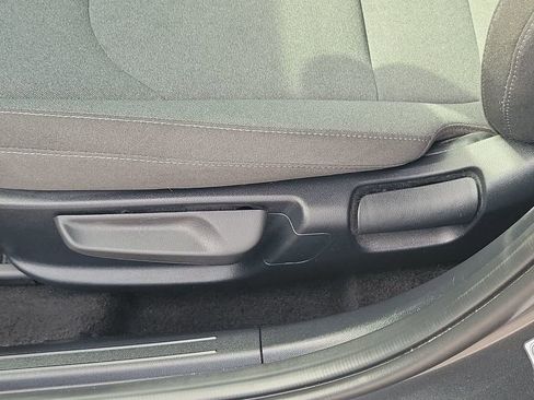 Used 2025 Kia K4 LXS image 27