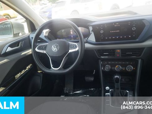 Used 2024 Volkswagen Taos SE FWD image 20