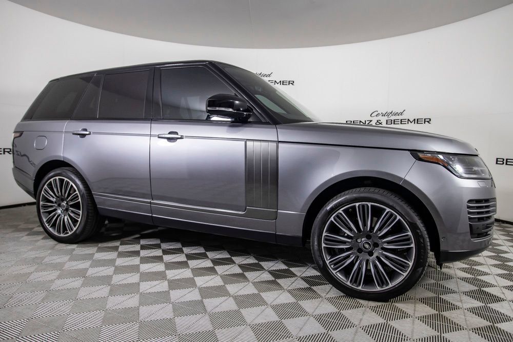 Used 2020 Land Rover Range Rover HSE AWD/4WD image 2