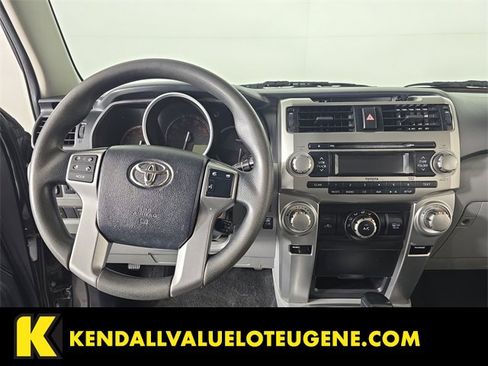 Used 2013 Toyota 4Runner SR5 image 9