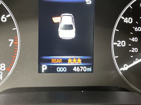 Used 2025 Toyota Corolla LE image 13