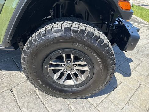 Used 2024 Jeep Wrangler Unlimited Rubicon 392 image 4