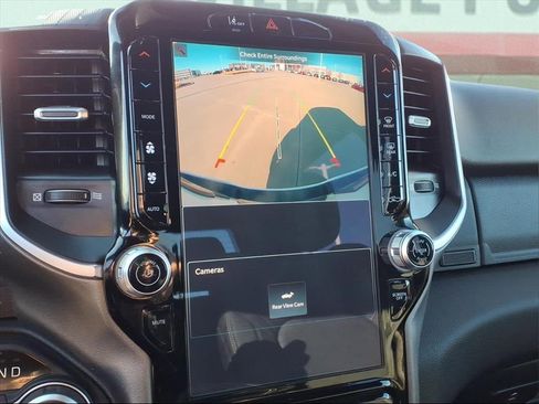 Used 2025 RAM 1500 Big Horn image 19