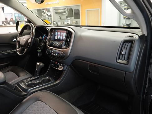 Used 2016 Chevrolet Colorado Z71 AWD/4WD image 34