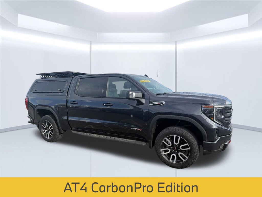 Used 2024 GMC Sierra 1500 AT4 w/ Technology Package AWD/4WD image 5