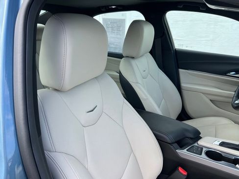 Certified 2023 Cadillac CT4 Premium Luxury image 24