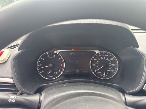 Used 2019 Nissan Altima 2.5 S FWD image 6