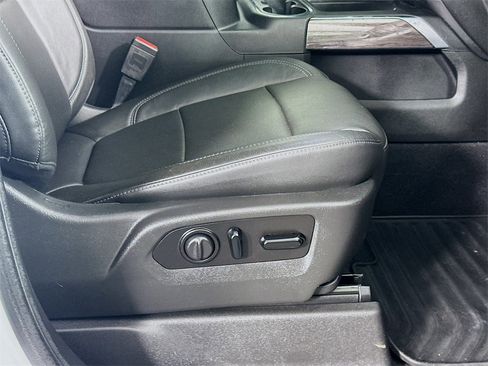 Used 2020 Chevrolet Silverado 2500 LTZ w/ LTZ Plus Package image 23