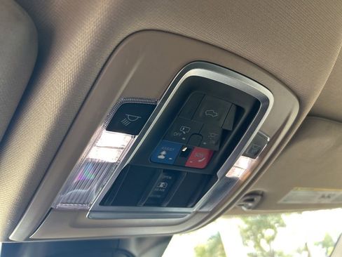 Used 2022 RAM 3500 Laramie image 47