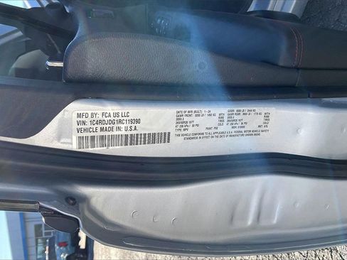 Used 2024 Dodge Durango GT image 19