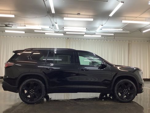 New 2026 GMC Acadia Elevation w/ Black Edition image 5