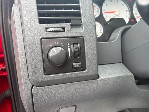 Used 2006 Dodge Ram 1500 Truck SLT AWD/4WD image 16