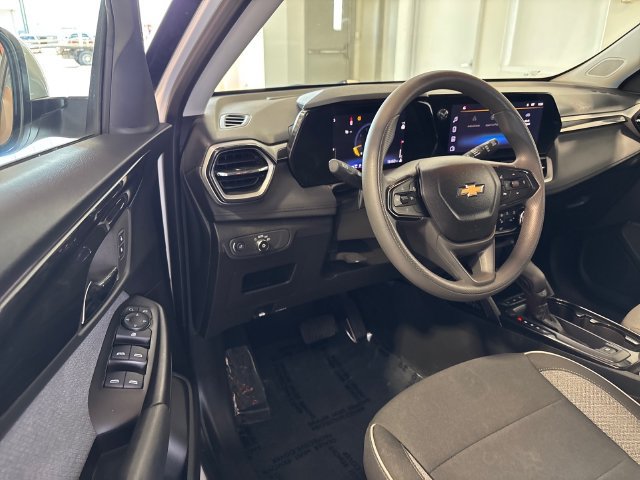 Used 2026 Chevrolet TrailBlazer LT AWD/4WD image 6