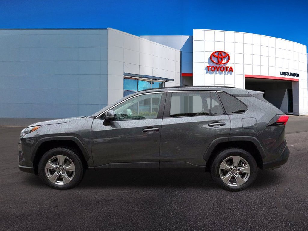 Used 2024 Toyota RAV4 XLE AWD/4WD image 11