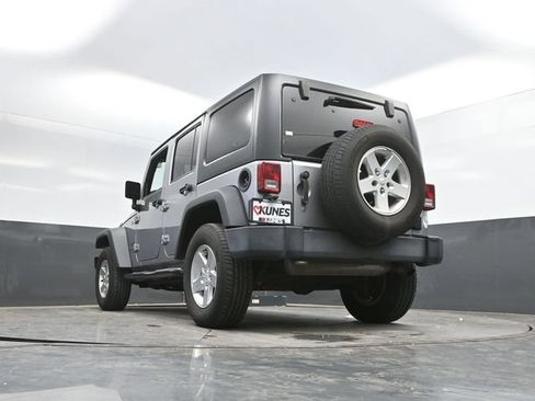 Used 2016 Jeep Wrangler Unlimited Sport w/ Quick Order Package 24S AWD/4WD image 50