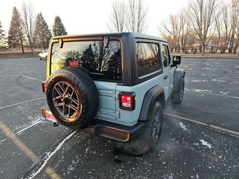 Used 2024 Jeep Wrangler Sport S image 6