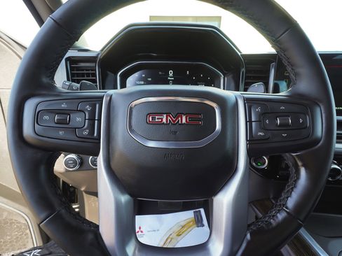 Used 2025 GMC Sierra 1500 Elevation w/ X31 Off-Road Package image 17