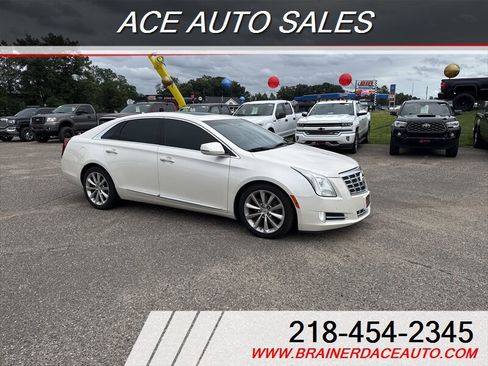 Used 2014 Cadillac XTS Premium image 2