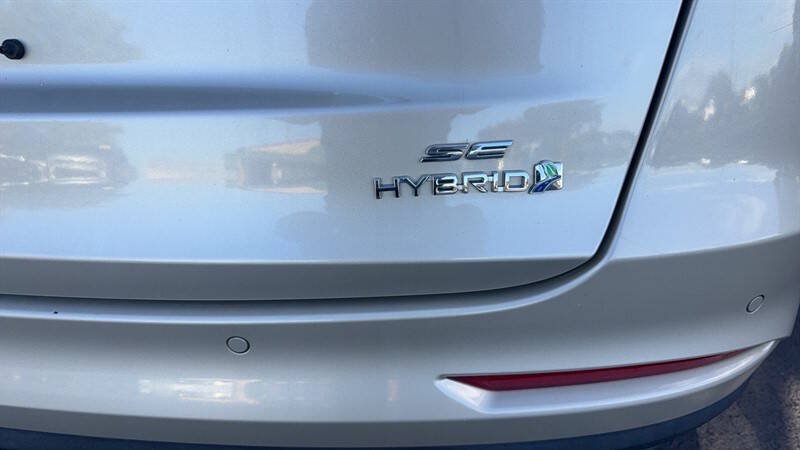 Used 2019 Ford Fusion SE FWD image 10