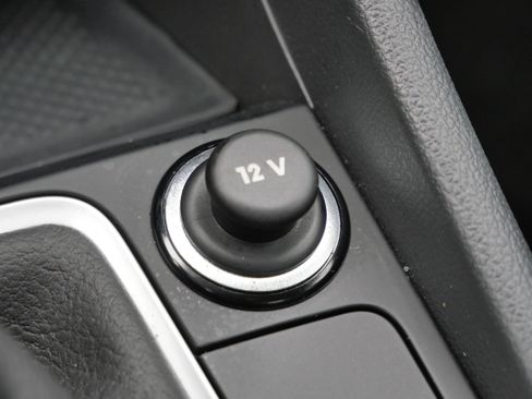 Certified 2024 Volkswagen Jetta S FWD image 30
