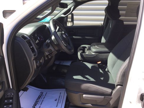 New 2026 RAM 3500 Tradesman AWD/4WD image 9