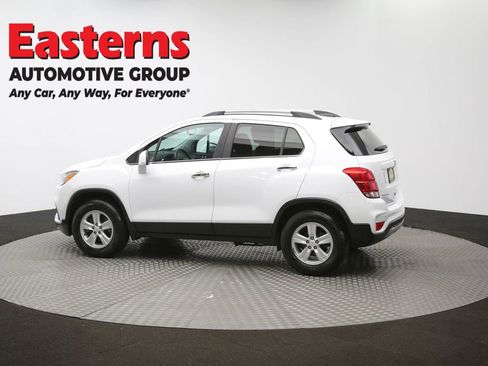 Used 2020 Chevrolet Trax LT w/ LT Convenience Package image 60