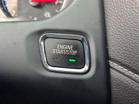 Used 2023 GMC Acadia SLT w/ Elevation Edition image 26