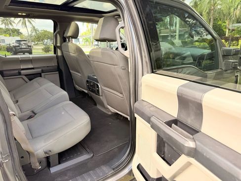 Used 2022 Ford F350 XLT w/ XLT Premium Package image 15