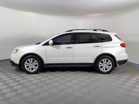Used 2011 Subaru Tribeca Limited w/ PWR Moonroof & Navigation Pkg image 2